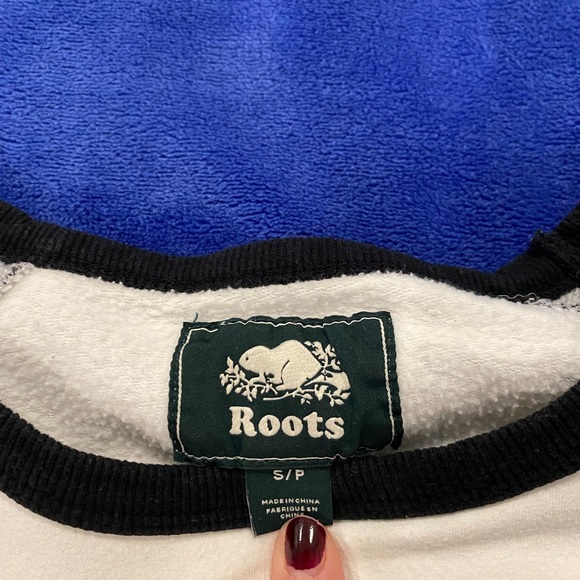 Roots Sweater - Picture 2 of 2
